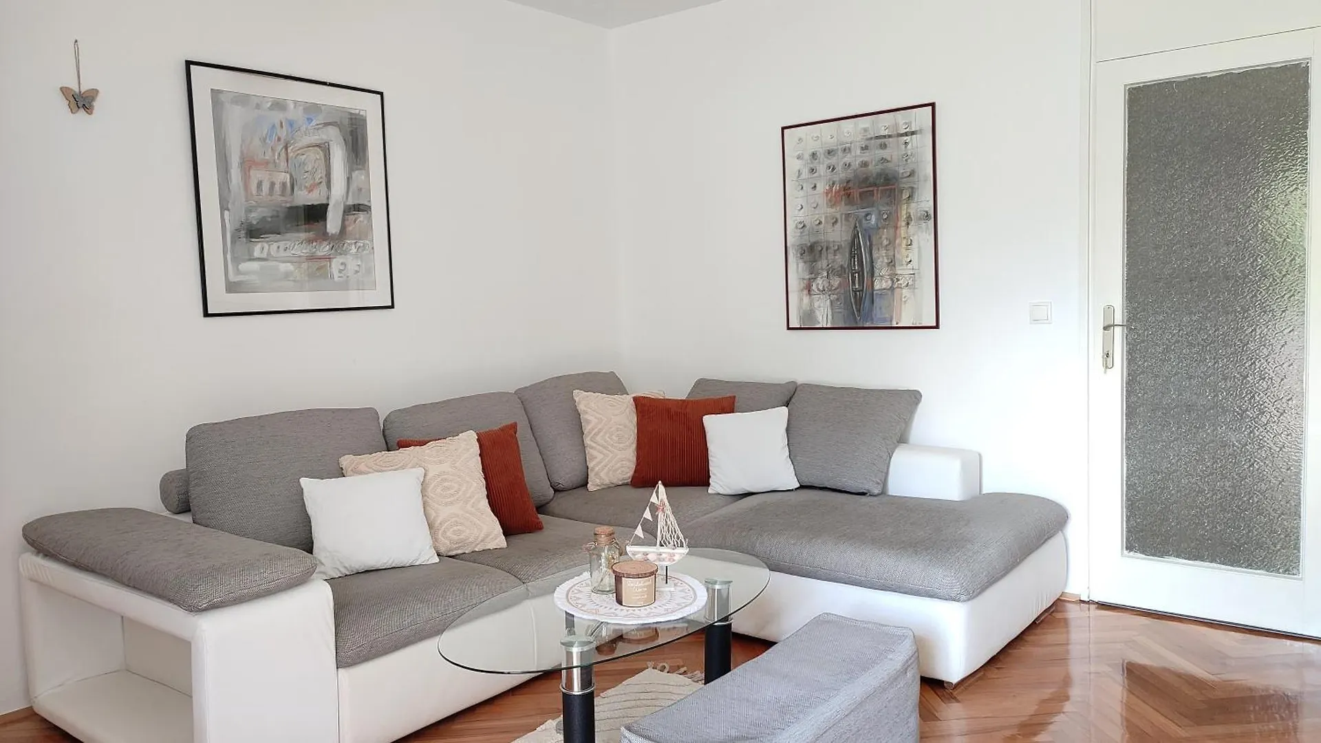 Apartment Deluxe Apartman Pervan Split
